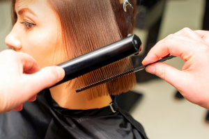 חלק לצמיתות - החלקת שיער אורגנית oxo מומלצת כי היא משאירה לך את השיער חלק לתמיד